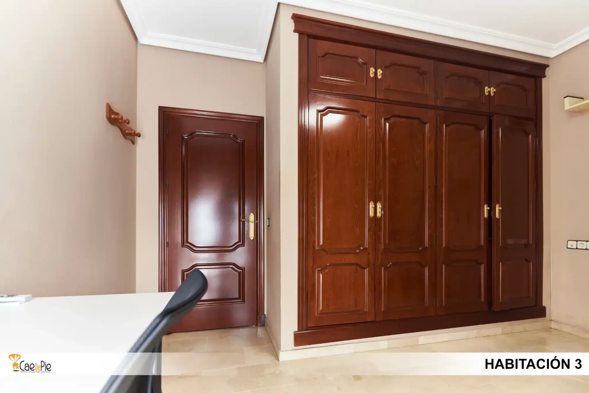 HABITACION 3 HERNAN RUIZ 7 SEVILLA1