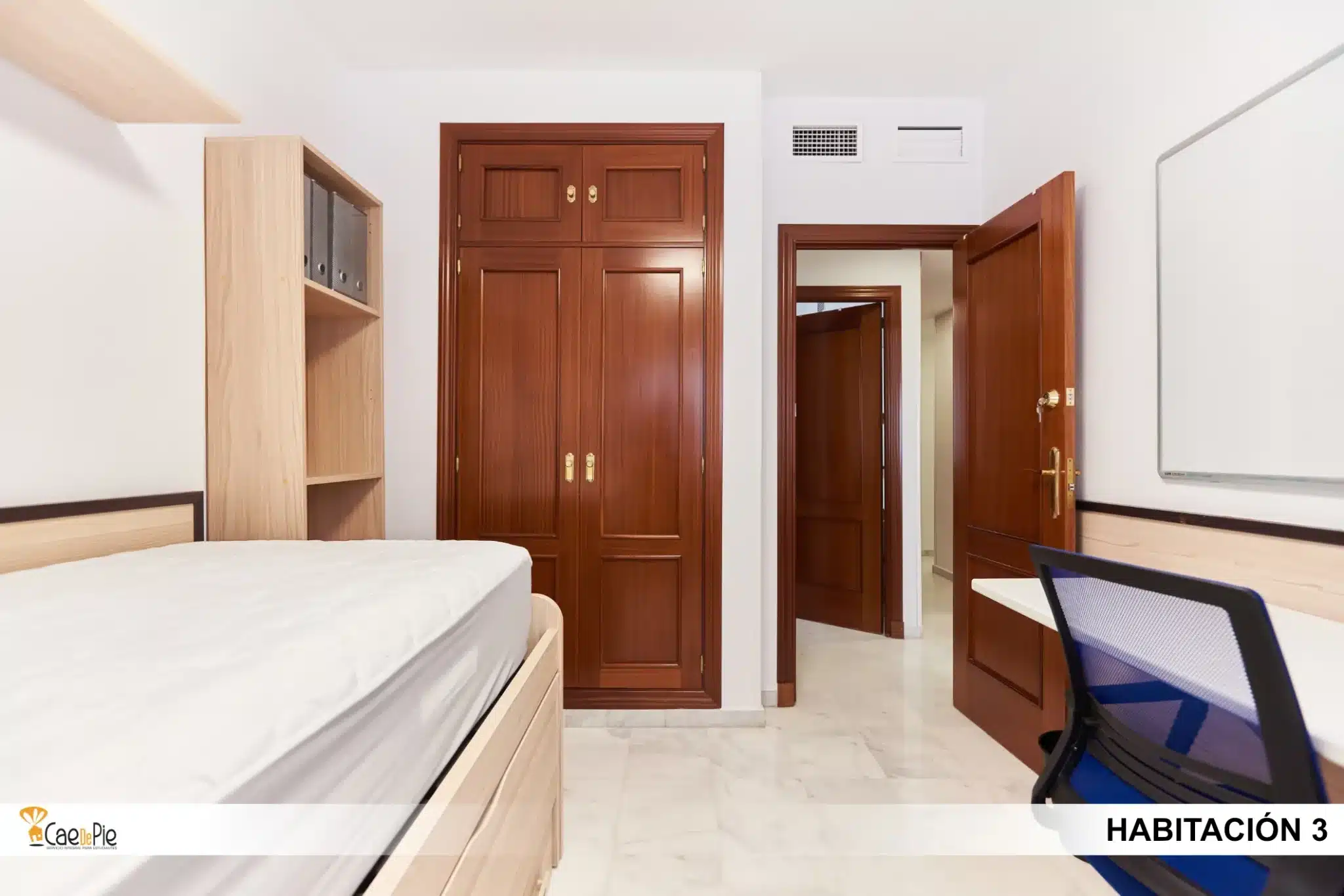HABITACION 3 SU EMINENCIA N28 SEVILLA4
